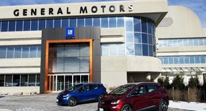 General Motors временно закрывает 4 завода из-за нехватки чипов