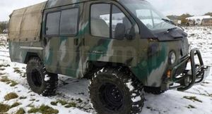 Странная «самоделка»: умельцы скрестили УАЗ-452 «Буханка» с «ГАЗелью»