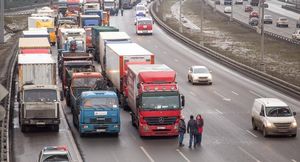 Запрет на въезд грузовиков на МКАД отложили до 5 мая