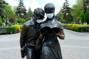 7 самых необычных памятников Краснодара