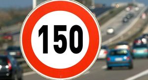 В МВД РФ назвали условия для увеличения лимита скорости до 150 км в час
