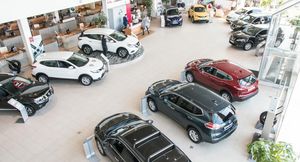 Дилеры предупредили о росте цен на автомобили осенью
