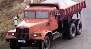 Почему КрАЗ-256 всегда был на передовой во всех стройках СССР