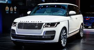 Land Rover Range Rover SV получил 1,6 млн вариаций отделки салона