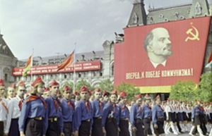В Госдуме объяснили желание россиян вернуться в СССР