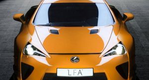 Подержанную модель Lexus LFA продали на аукционе за 1,1 млн долл