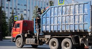 В рециклинговую компанию Красноярска закупили четыре современных мусоровоза