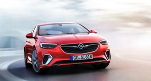 В Сети появились первые изображения гибридного кроссвэна Opel Insignia