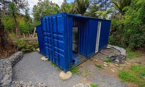 Почему женщина по доброй воле сменила особняк на контейнер в 10 кв. метров