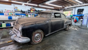 Редкий Oldsmobile 1949 года впервые за много лет увидел свет и преобразился