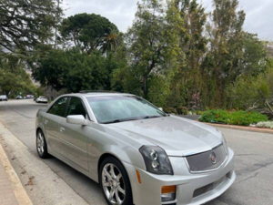 Редкий Cadillac CTS-V 2005 года: стоит ли отдавать 2 миллиона рублей за классику