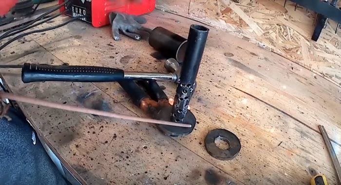 Как сделать простой глушитель для мотокосы из того, что есть в гараже 