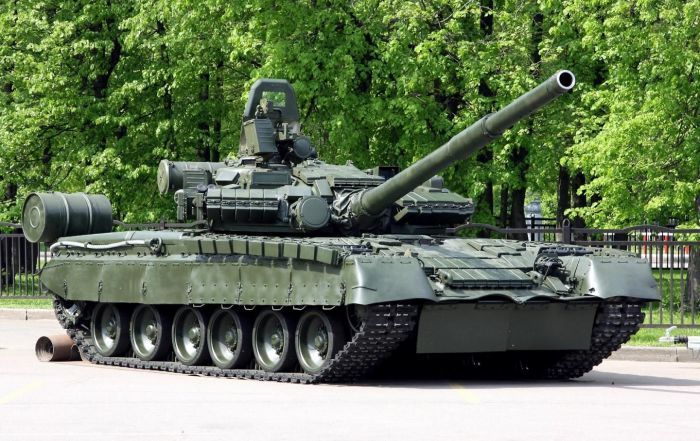 Т-80: последний танк Советского Союза, которому довелось пострелять по «Белому дому» 