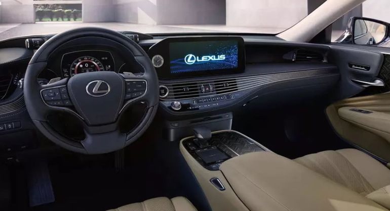 В России начались продажи модернизированного Lexus LS 