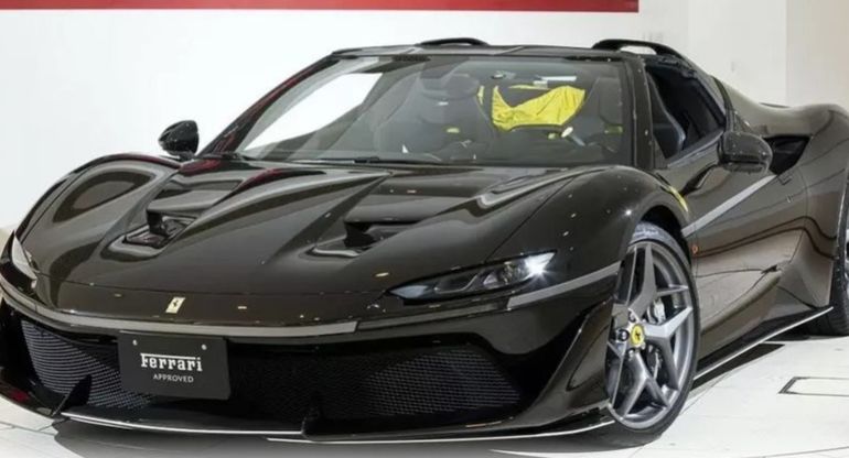 Один из десяти Ferrari, построенных только для Японии, пустят с молотка за 260 миллионов рублей