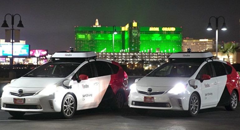 Тестирование беспилотных машин без водителя могут начать осенью в Москве 