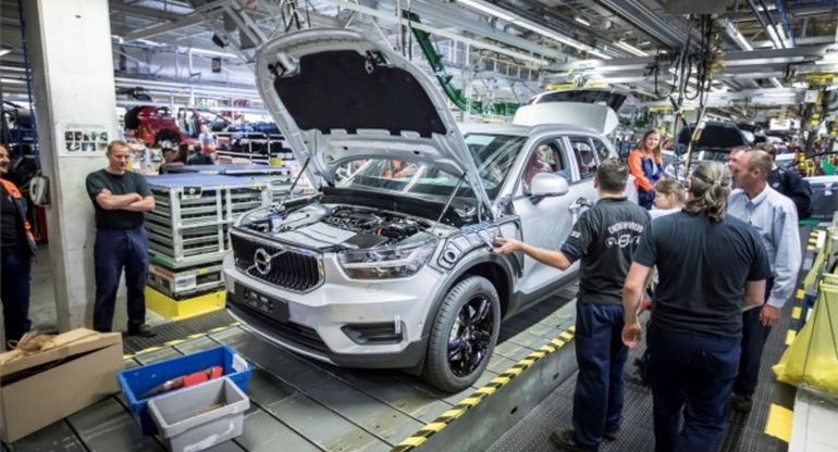 Заводы Volvo и Nissan приостановят производство автомобилей из-за нехватки чипов 
