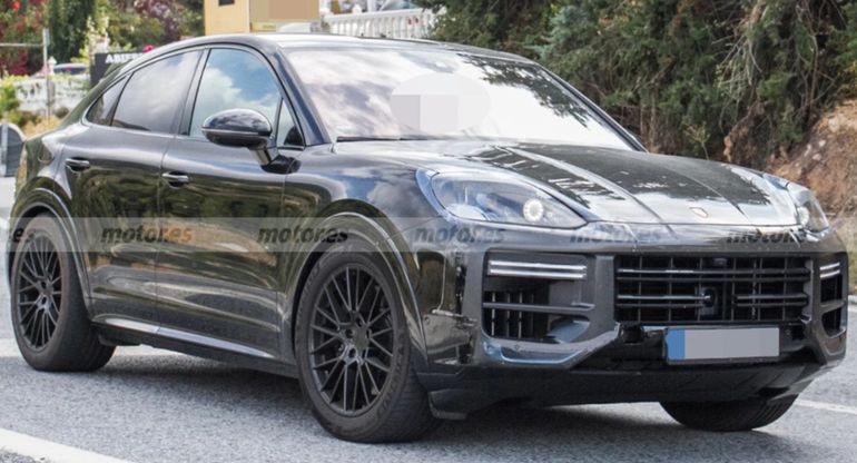 Купеобразный кроссовер Porsche Cayenne Coupe 2022 заметили во время тестов 