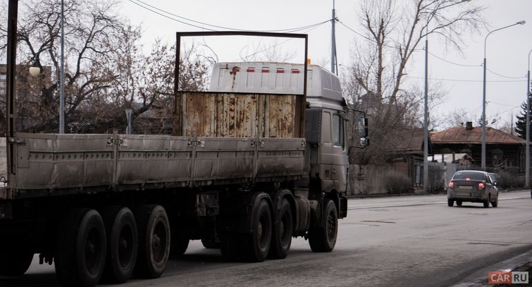 Суперсложный дорогой и малоизвестный: Пятиосный грузовик «Эйзенхауэр» с двумя моторами 