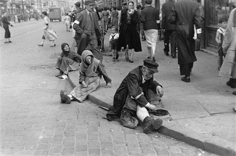 Запретные фотографии: варшавское гетто летом 1941 года 