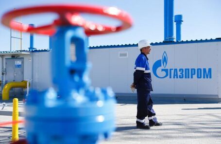 «Газпром» и «Новатэк» попадут под удар из-за российских контрсанкций 