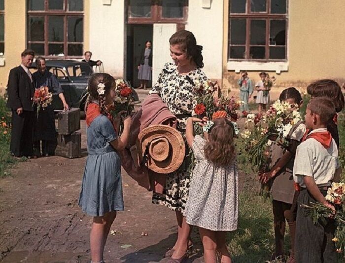 Назад в СССР: 15 фотографий 1950-х годов из журнала «Огонёк» 