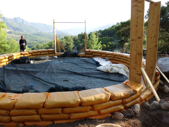 Дом из мешков: практичный, экологичный и недорогой способ строительства жилья Дом из мешков: практичный, экологичный и недорогой способ строительства жилья