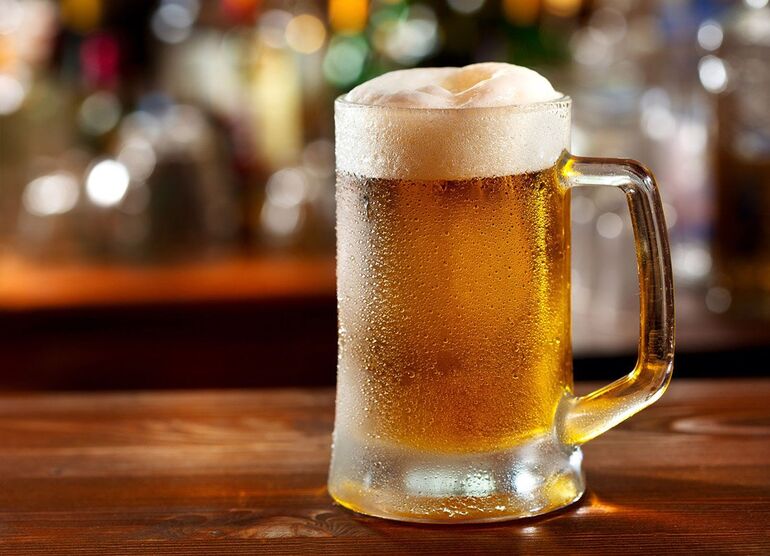 Нарколог Минздрава рассказал о вреде пива для мужчин 