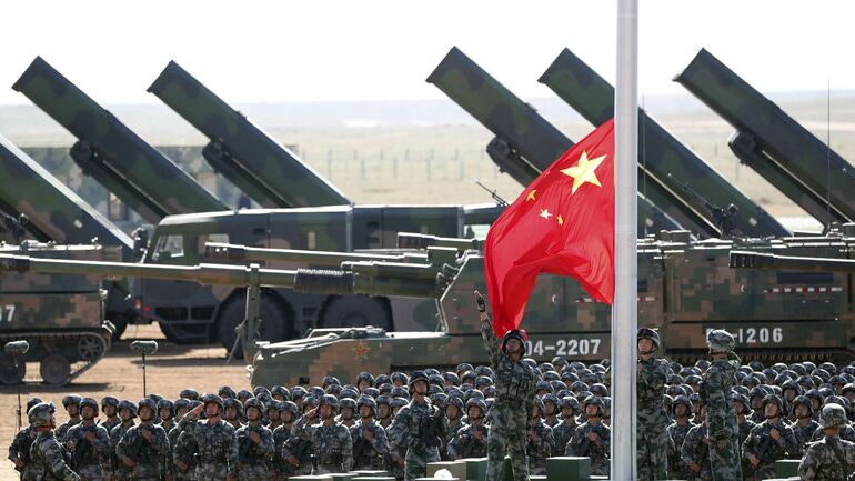 Китайская армия проведет серию операций вблизи Тайваня 
