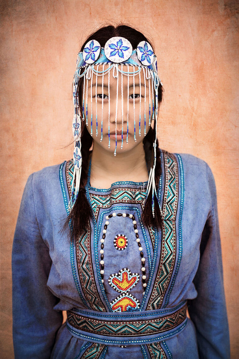 Впечатляющие детальные портреты коренных жителей Сибири от Александра Химушина 