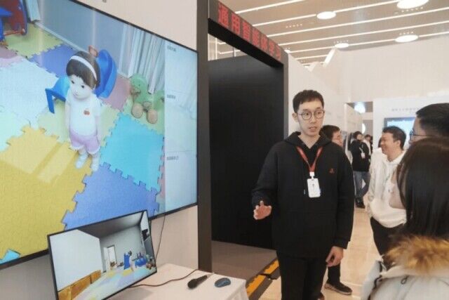 Первый в мире "ребёнок" с искусственным интеллектом создан в Китае (2 фото)
