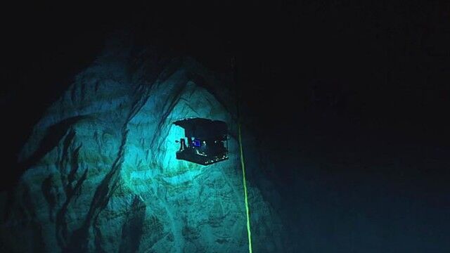 Интригующие факты о самом глубоком месте Земли — Марианской впадине (17 фото + видео)