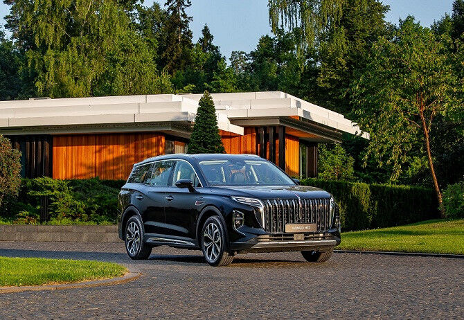 Объявлены комплектации и цены на новый внедорожник Hongqi HS7