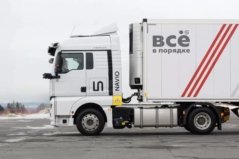 Грузовик-робот с российским комплексом автономного вождения прошел 1600-километровый маршрут