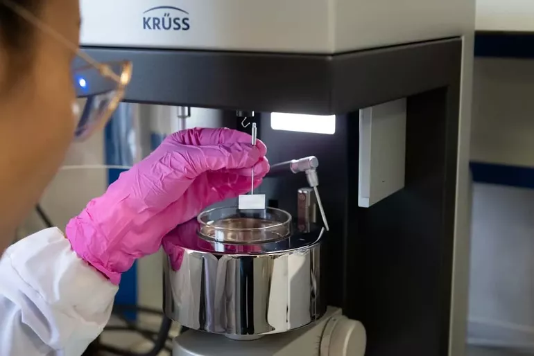 Российские ученые создали первый в мире реагент для ликвидации нефтяной пленки в тропических морях Российские ученые создали первый в мире реагент для ликвидации нефтяной пленки в тропических морях пленку, нефти, более, реагент, части, имени, Губкина, Тропического, также, университета, тропических, нефтяных, пленки, нефтяной, ликвидации, толщину, миллиметра, успешно, состав, Вьетнаме