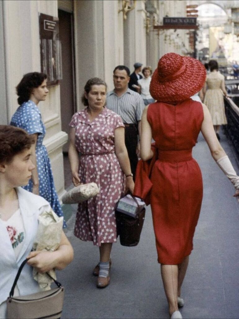 Исторические кадры. Быть не может! Мэрилин, Александр, Монро, которая, Следующая, Хелен, Никулин, февраля, Тутанхамона, гробницу, вскрывает, Картер, Говард, Археолог, Миррен, Нисон, девушка, 1941–1943, льдах, арктических