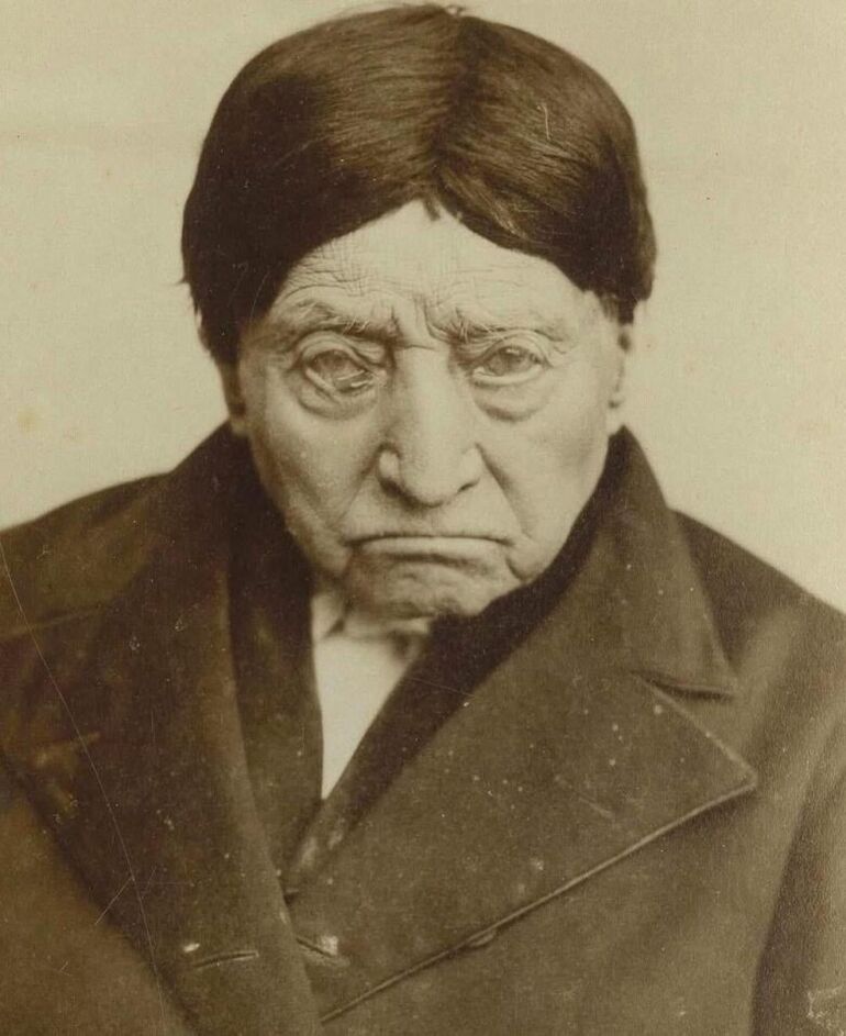 Исторические кадры. Быть не может! Мэрилин, Александр, Монро, которая, Следующая, Хелен, Никулин, февраля, Тутанхамона, гробницу, вскрывает, Картер, Говард, Археолог, Миррен, Нисон, девушка, 1941–1943, льдах, арктических