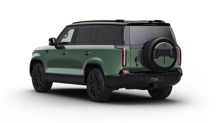 Бриллиант российской сборки: в России появился новый внедорожник от художников Ferrari и Rolls-Royce Adamas, MotorФото, Motor, внедорожник, Family, салона, диваном, Edition, России, Business, компоновкой, доступен, модели, автомобилей, двумя, можно, версии, «капитанскими», запас, креслами