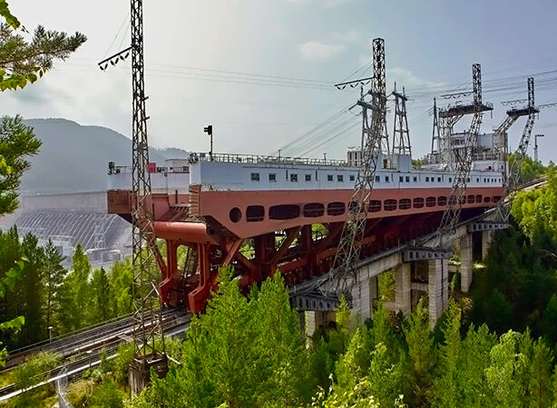 Зачем построили «железную дорогу» для кораблей и как она работает