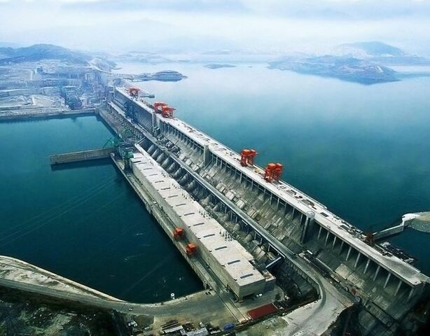 Величественные исполины: пять крупнейших плотин мира и их инженерные подвиги