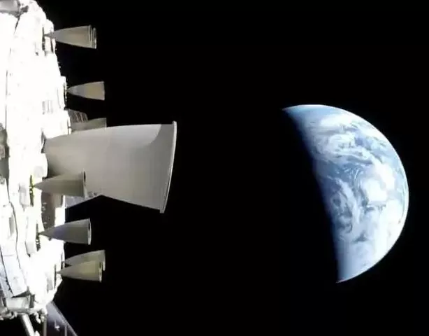 Лунный заговор 2.0: Как нейросети и TikTok «отменили» полет Artemis II к Луне