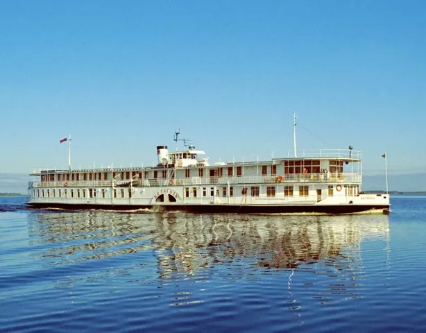 Самый старый работающий пароход России встречает 115-летие очередным рейсами