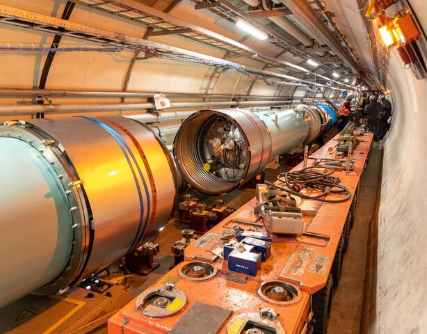 Большой адронный коллайдер закрывают до 2030 года, но вернется он в 10 раз мощнее