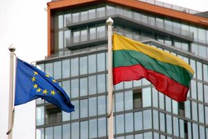 Литовские власти наказали канал ТВЦ за высказывание Жириновского