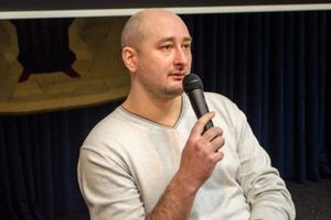 Бежавший в киев бабченко объяснил, почему до сих пор не поменял паспорт рф