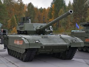 В Киеве вновь опасаются «российской агрессии»: танки «Армата» замечены в магазине игрушек