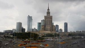 Польша хочет снести самое высокое в стране здание. За то, что «советское»