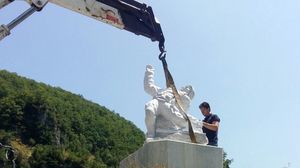 В италии установили памятник герою россии александру прохоренко