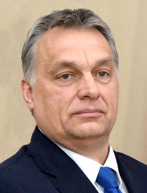 Противостояние в ЕС: Орбан назвал мигрантов захватчиками, а политику Меркель – иллюзией