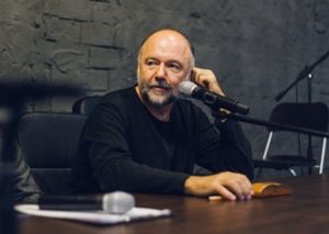 Украинский писатель предложил забрать русский язык у России